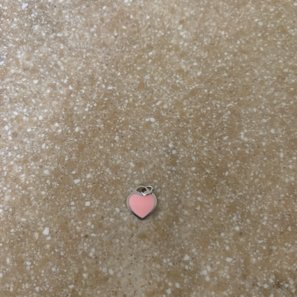 Pink heart pendant